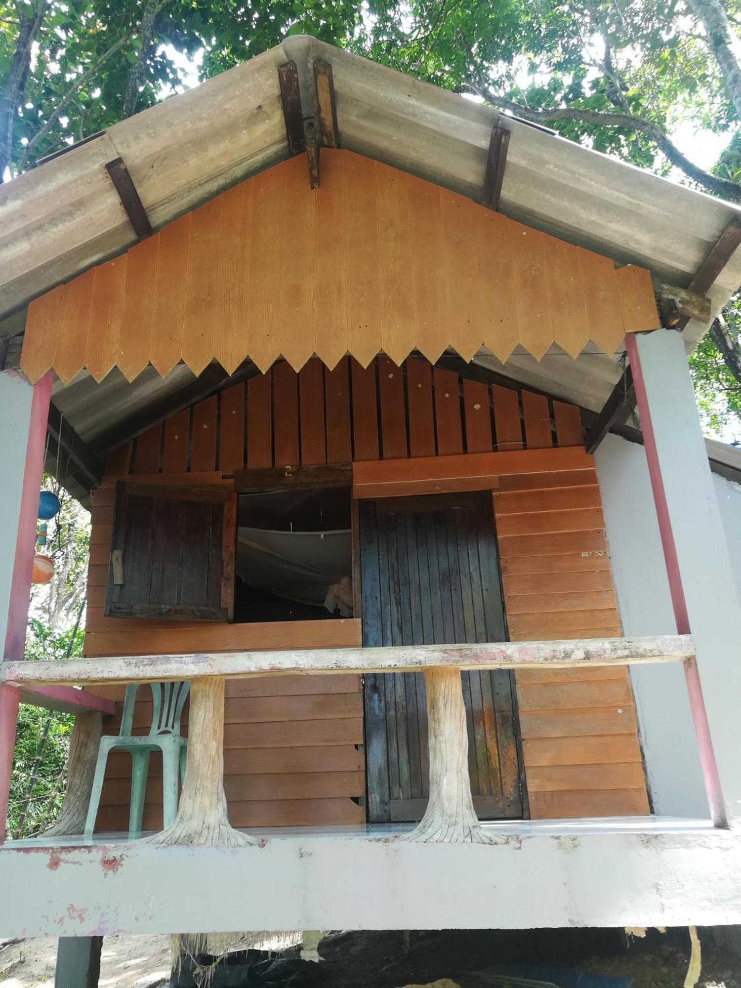 Lae Tawan Bungalow Koh Chang Ranong Bilik gambar